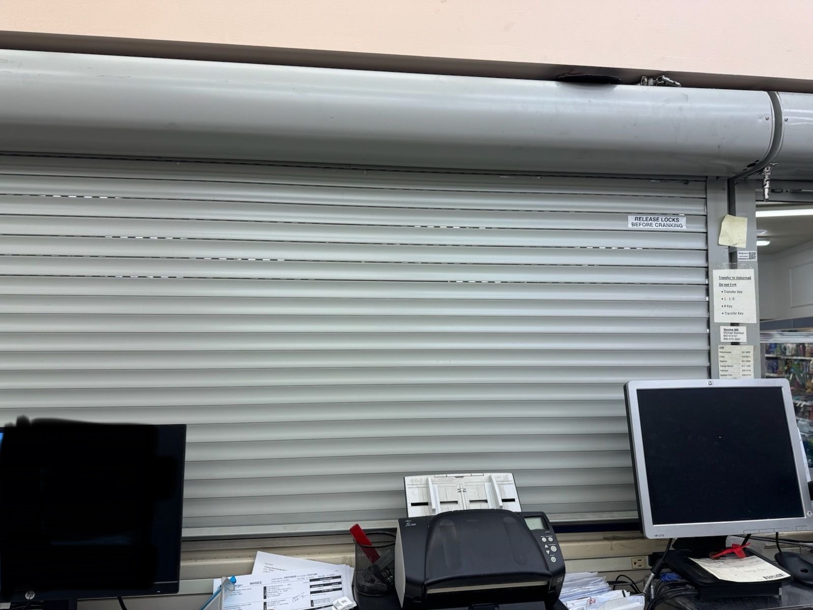 Expert Commercial Garage Door Emergency Repairs