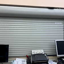 Expert Commercial Garage Door Emergency Repairs